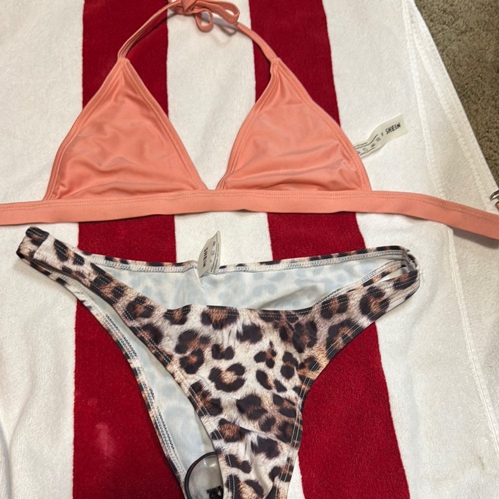Peach Bikini Top with Leopard Print Bottom - Picture 1 of 1
